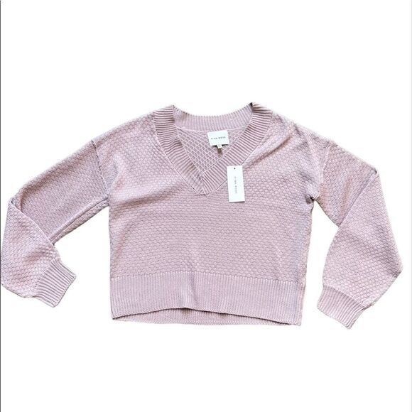 Pink Rose NWT Textured V-Neck Sweater Mauve Lavender Size Medium - Picture 1 of 9